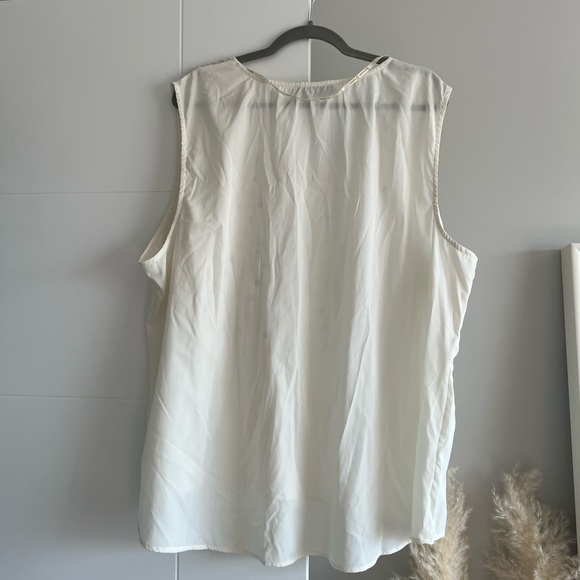 Jessica Simpson White Swing Top - 3X - Picture 6 of 7